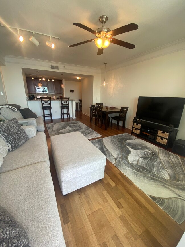 Photo - 345 Bayshore Blvd Unit PH1