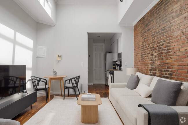 Building Photo - 118 Christopher St Unit FL5-ID1826 Rental