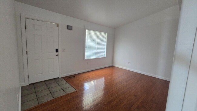Photo - 6911 Hunter Dawn Way