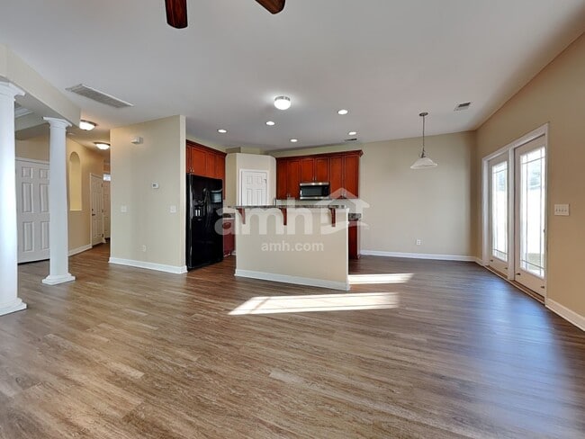 Photo - 35 Summer Hill Ct