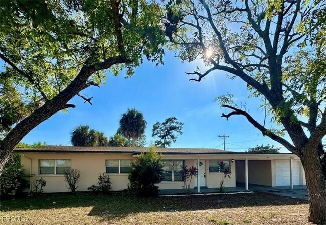 Building Photo - 102 Leeland Heights Blvd W