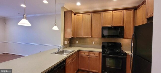 Photo - 515 Highland Ests