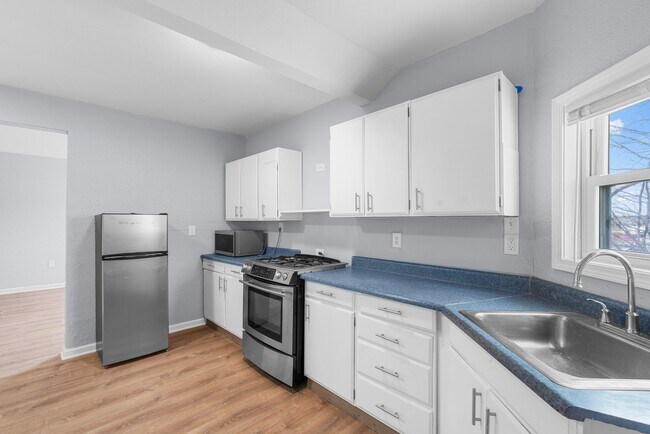 Photo - 404 N Superior St Unidad 2