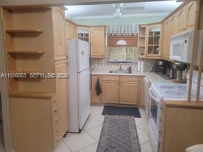 Photo - 2240 Johnson St Unidad 204