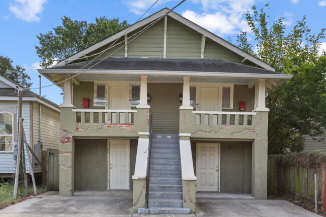 Photo - 316 N Miro St House