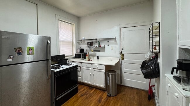 Photo - 2023 N Humboldt Blvd Apartments