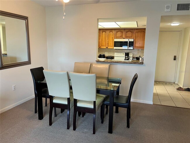 Photo - 4900 Brittany Dr S Unit 305