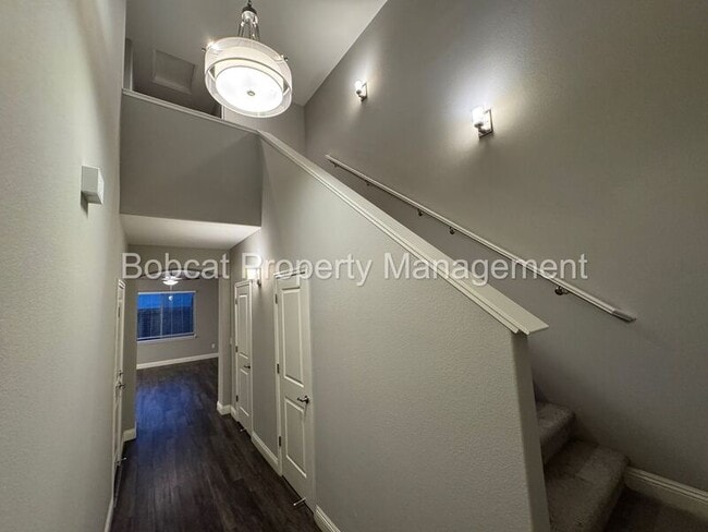 Photo - 1299 Saltern Dr