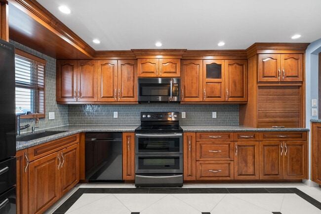 Photo - 511 Bayshore Dr Unit #904