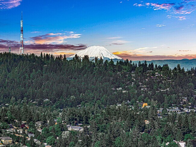 Photo - 3640 SW Baird St Unit 2