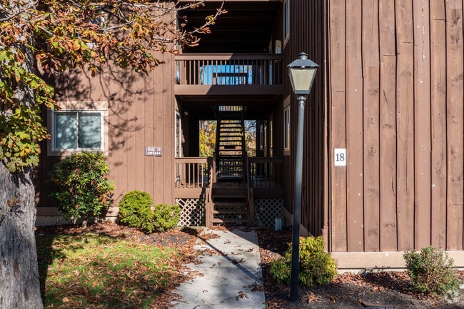 Photo - Rombout Village