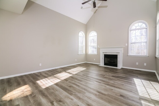 354 Spearhead Pl