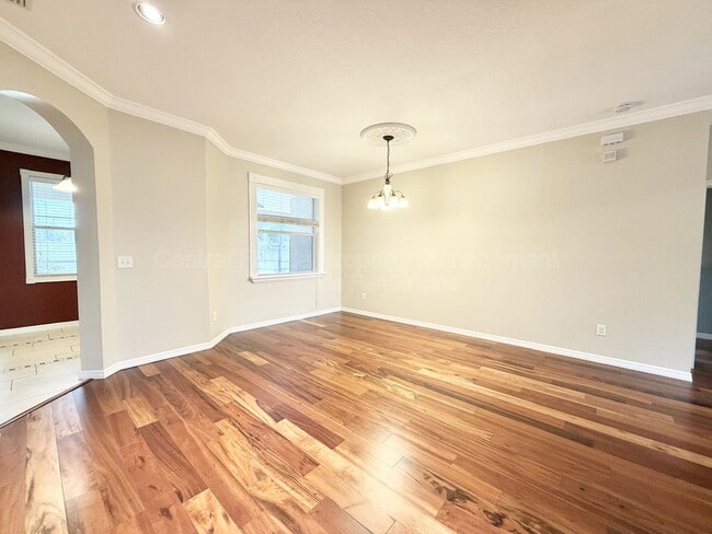 Photo - 1868 Lorenzo Ln