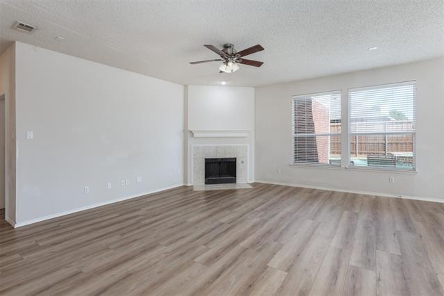 Photo - 1523 Westchase Dr