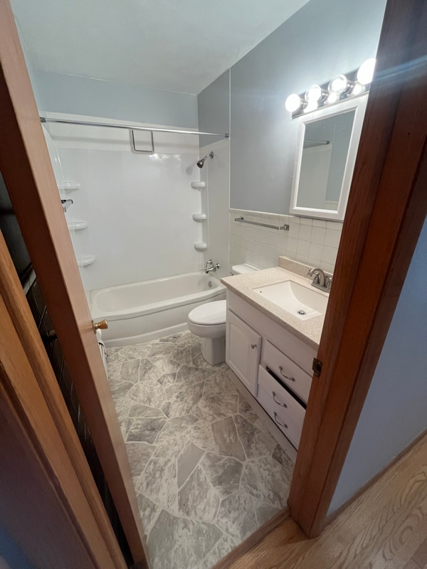 Photo - 604 9th St S Unidad 12