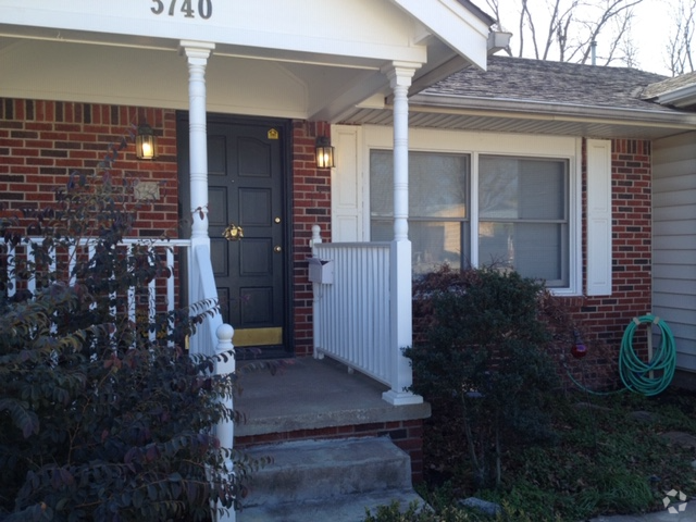 Building Photo - 3740 E 39th Pl Rental