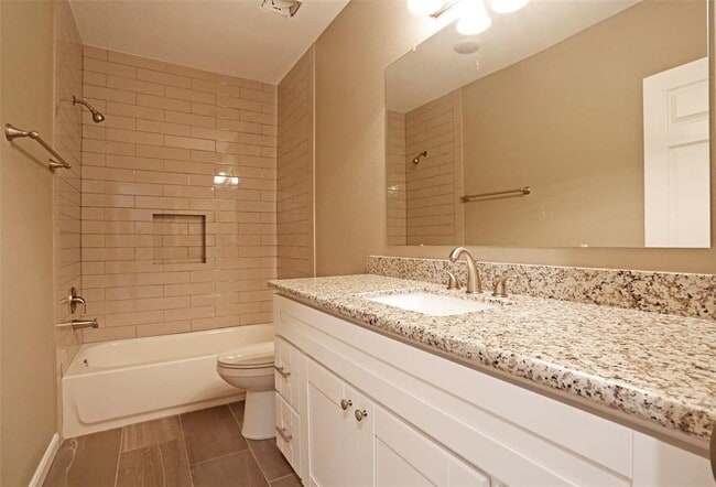 Photo - 1501 Hawthorne St Unidad A