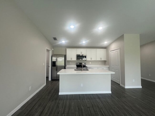 Photo - 3 bedroom/ 2 bath in NE Cape Coral- Gator CIrcle - Available Now