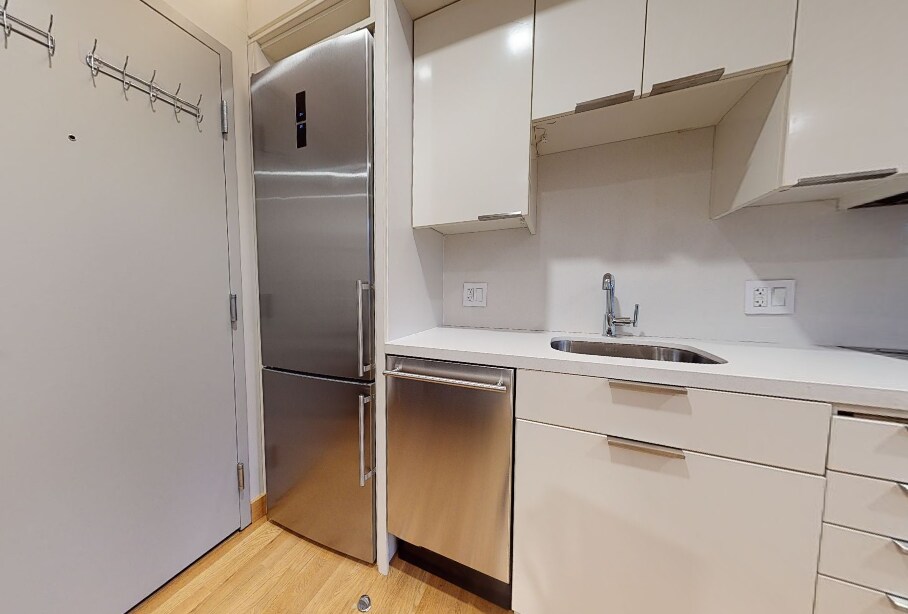 Photo - 116 Mount Auburn St Unit 32