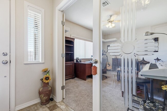 Photo - Prestine 4 bedroom home near the Golf Course