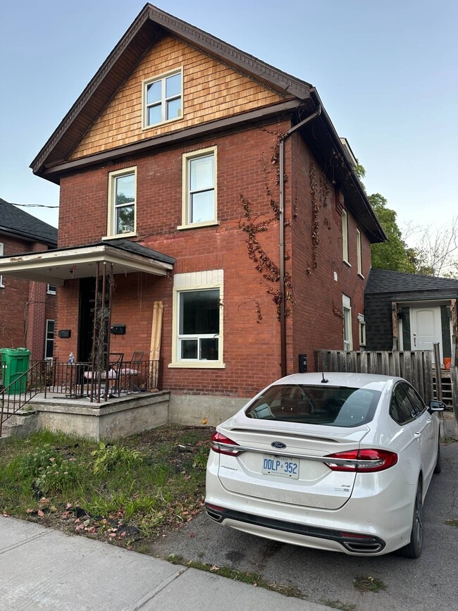 Building Photo - William Street