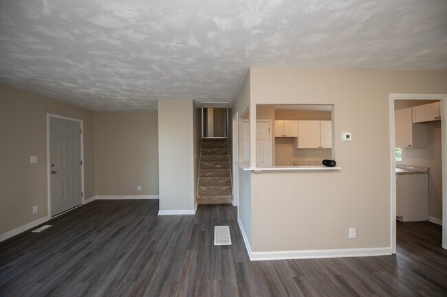 Photo - Tri-Level, move in ready home in Lawrence IN