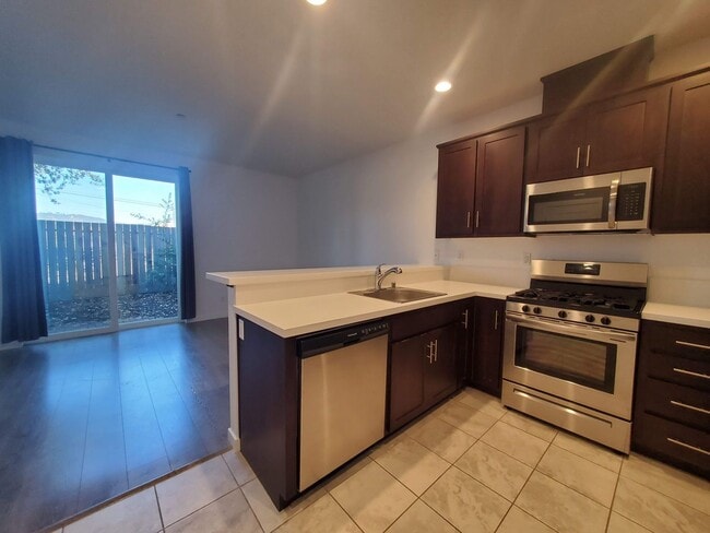 4040 Alexander David Ct Unit 4040