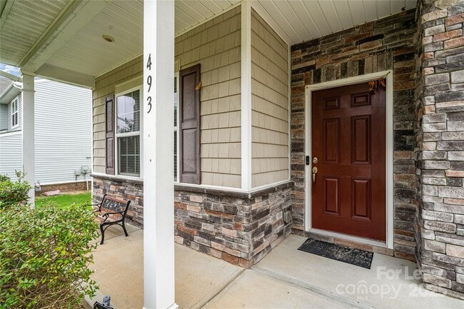 Photo - 493 Twelve Oaks Ln