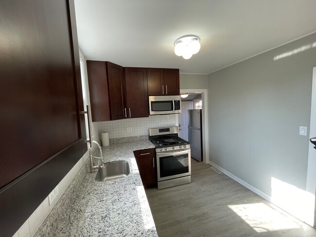 Photo - 48 S Glenview Ave
