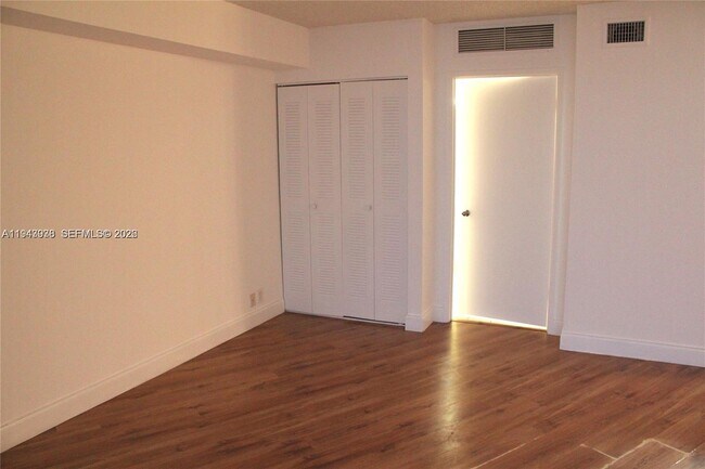 Photo - 3300 NE 191st St Unit 1903