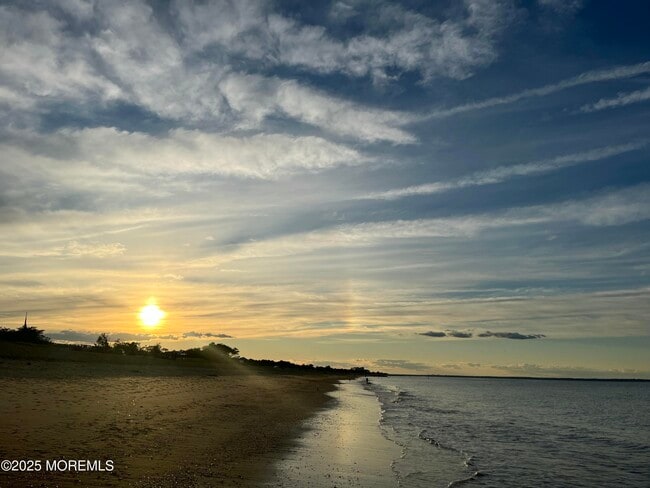 Photo - 83 Bayside Pkwy