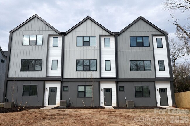 Building Photo - 1106 Ivan Dr