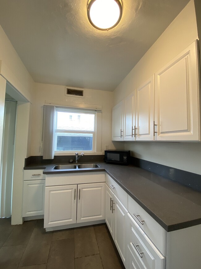 Photo - 117 Paloma Ave