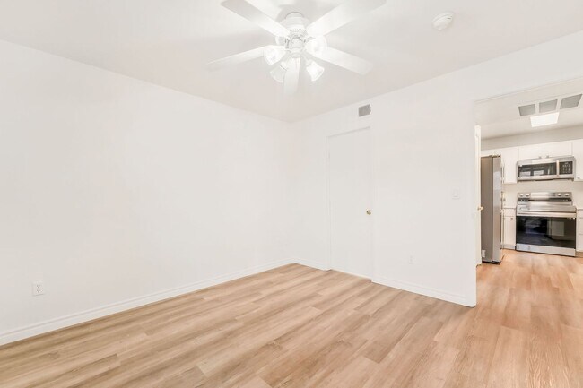 Photo - 2300 E Silverado Ranch Blvd Unit 2116