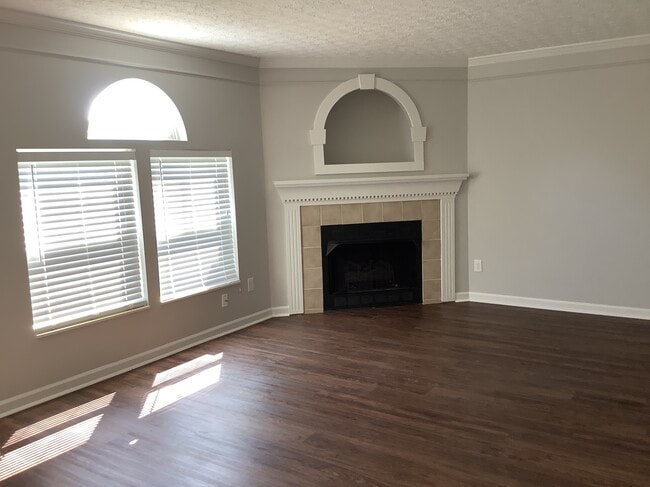Photo - 295 Marjoram Dr