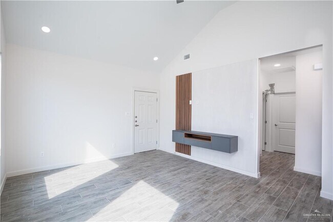 Photo - 28 Dragonfly St Unidad 1