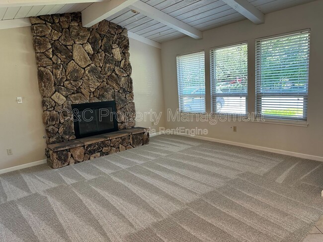 Photo - 8190 E Granite Dr