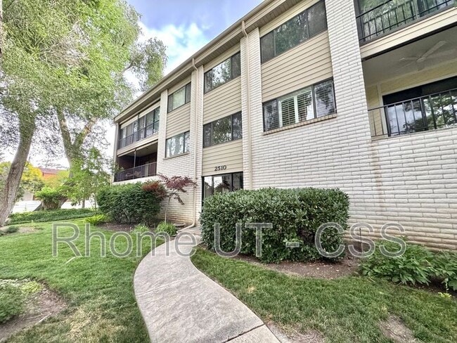 Photo - 2510 S Elizabeth St Unidad #4 Rental