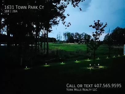 Photo - 1631 Town Park Ct