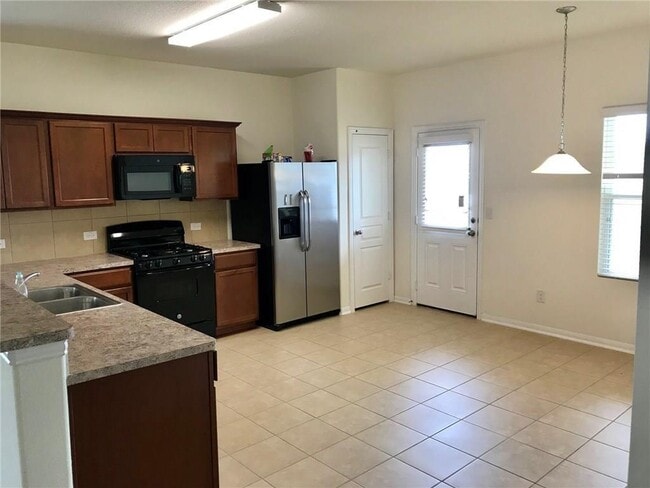 Photo - 364 Westminster Dr