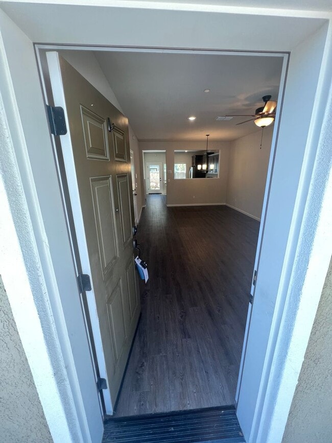 Photo - 3 Bed / 2.5 Bath | Rocklin Townhome