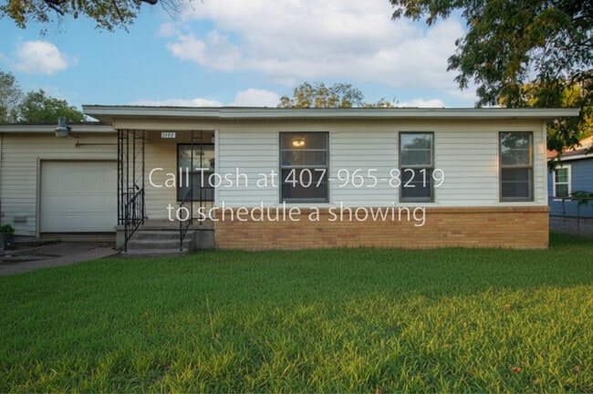 Photo - 1727 W Johnson St