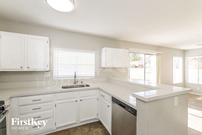 Photo - 1711 Toltec Cir