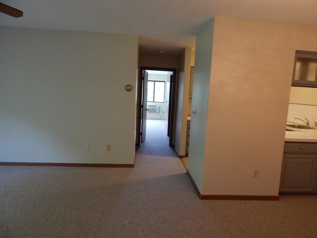 Photo - 340 Sunderland Rd Unit 36G