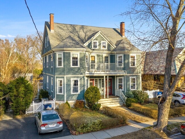 Building Photo - 125 Anawan Ave Rental