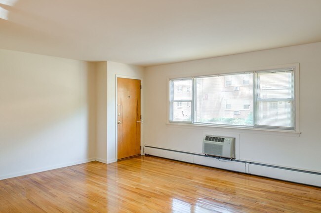 Riverwood Commons, LLC