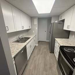 Photo - 499 Albert St Unit 8