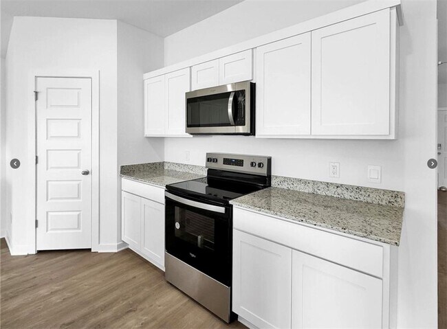 Photo - 550 Riggs St