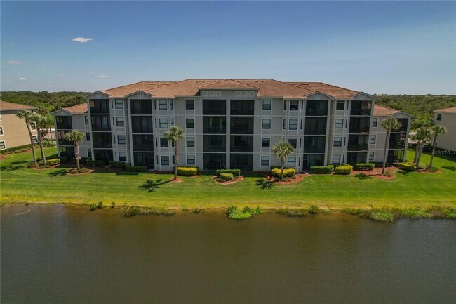 7015 River Hammock Dr Unit 208