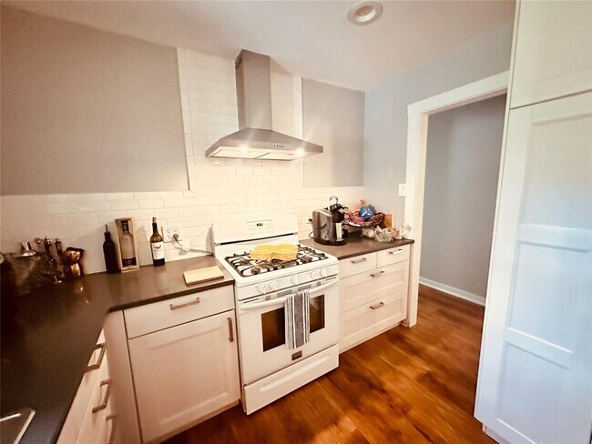 Photo - 4803 Everglade Dr